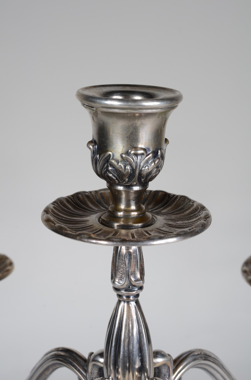 Candelabro para cinco velas de prata italiana contraste 800 mls... - foto 3 de 10