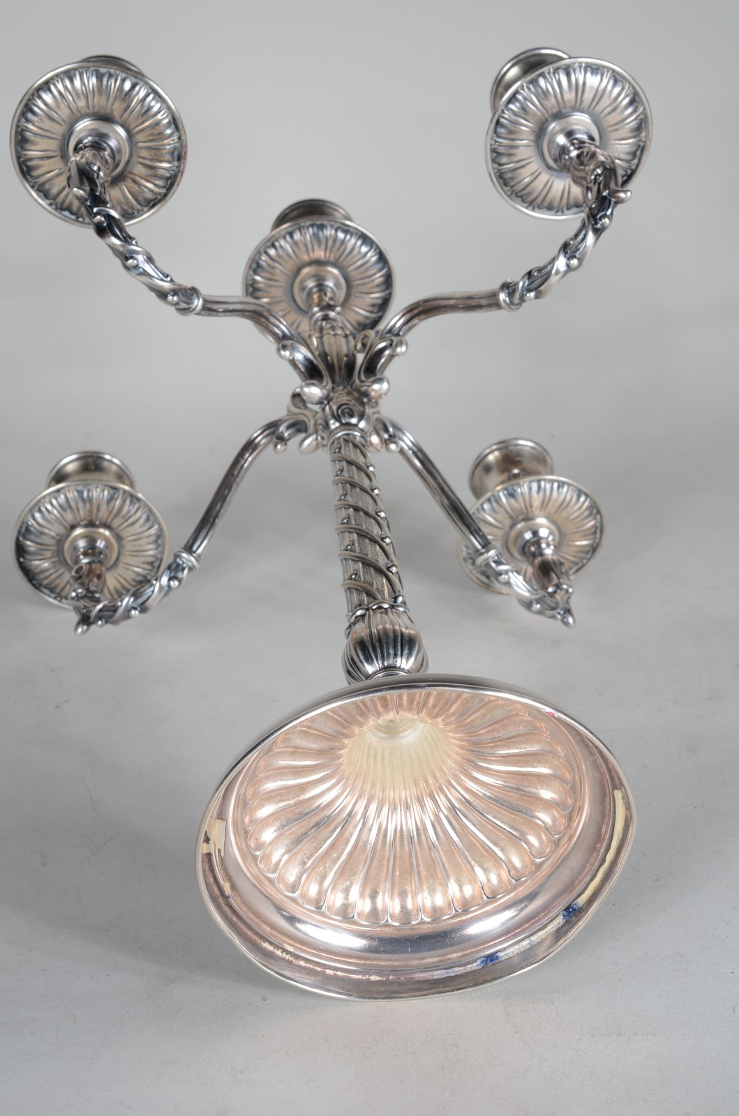 Candelabro para cinco velas de prata italiana contraste 800 mls... - foto 8 de 10