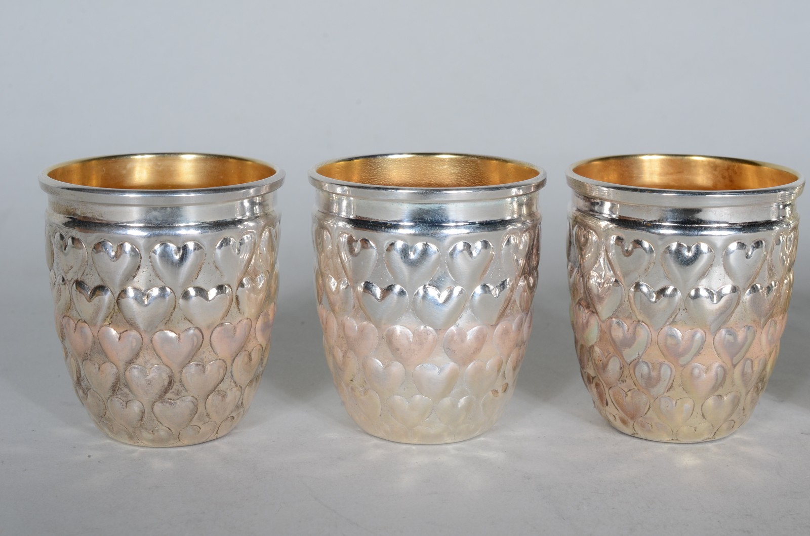Conjunto com 6 copinhos para licor de prata, contraste Sterling 925... - foto 4 de 6