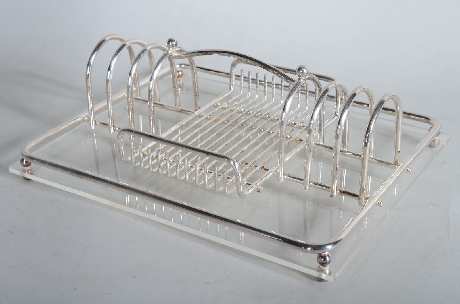 Diversas peças de metal prateado, sendo 5 porta pirex, porta talher... - foto 4 de 9