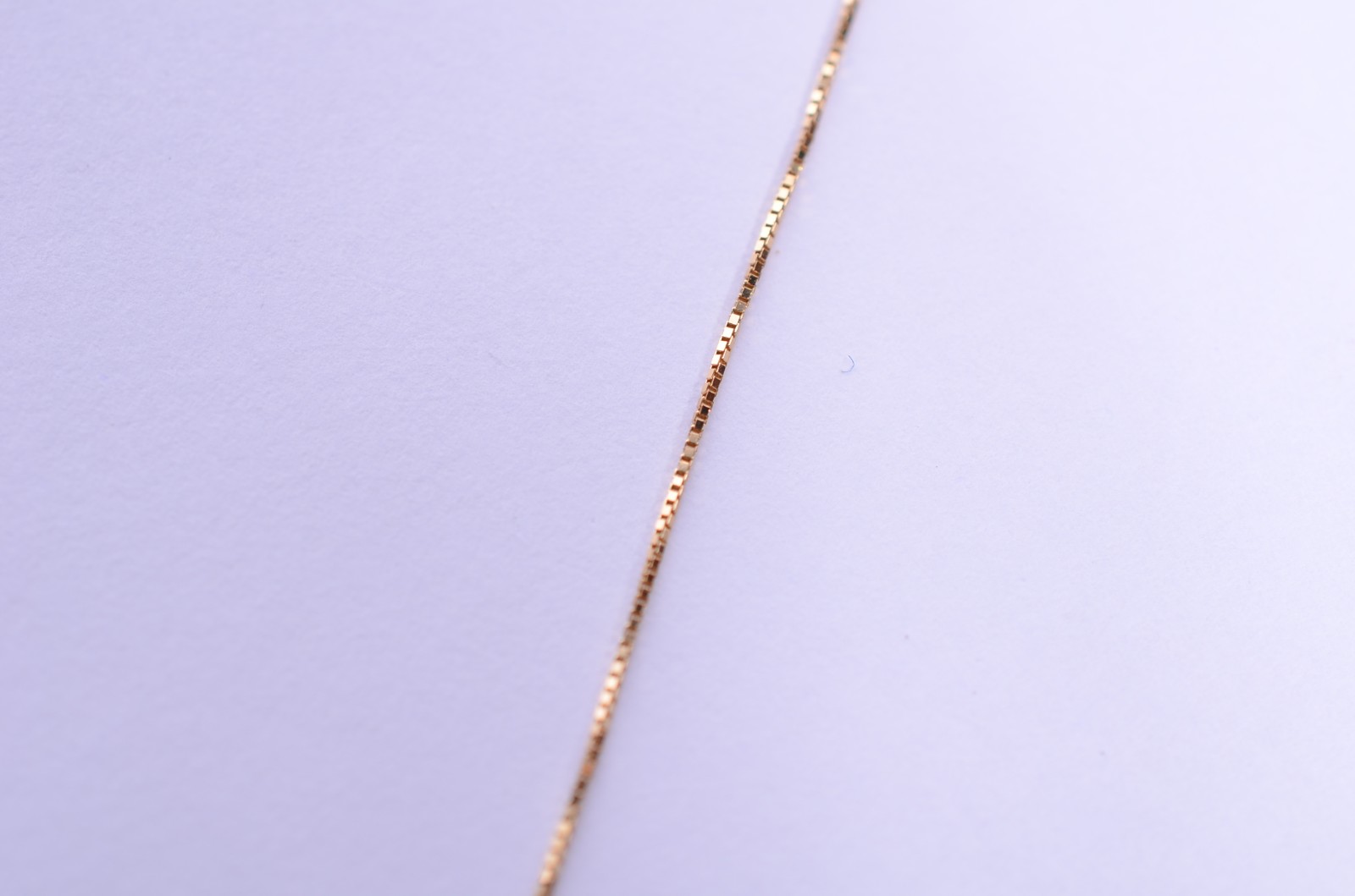 Colar de ouro 18 k., pendente feitio gota com esmeralda e um... - foto 3 de 8