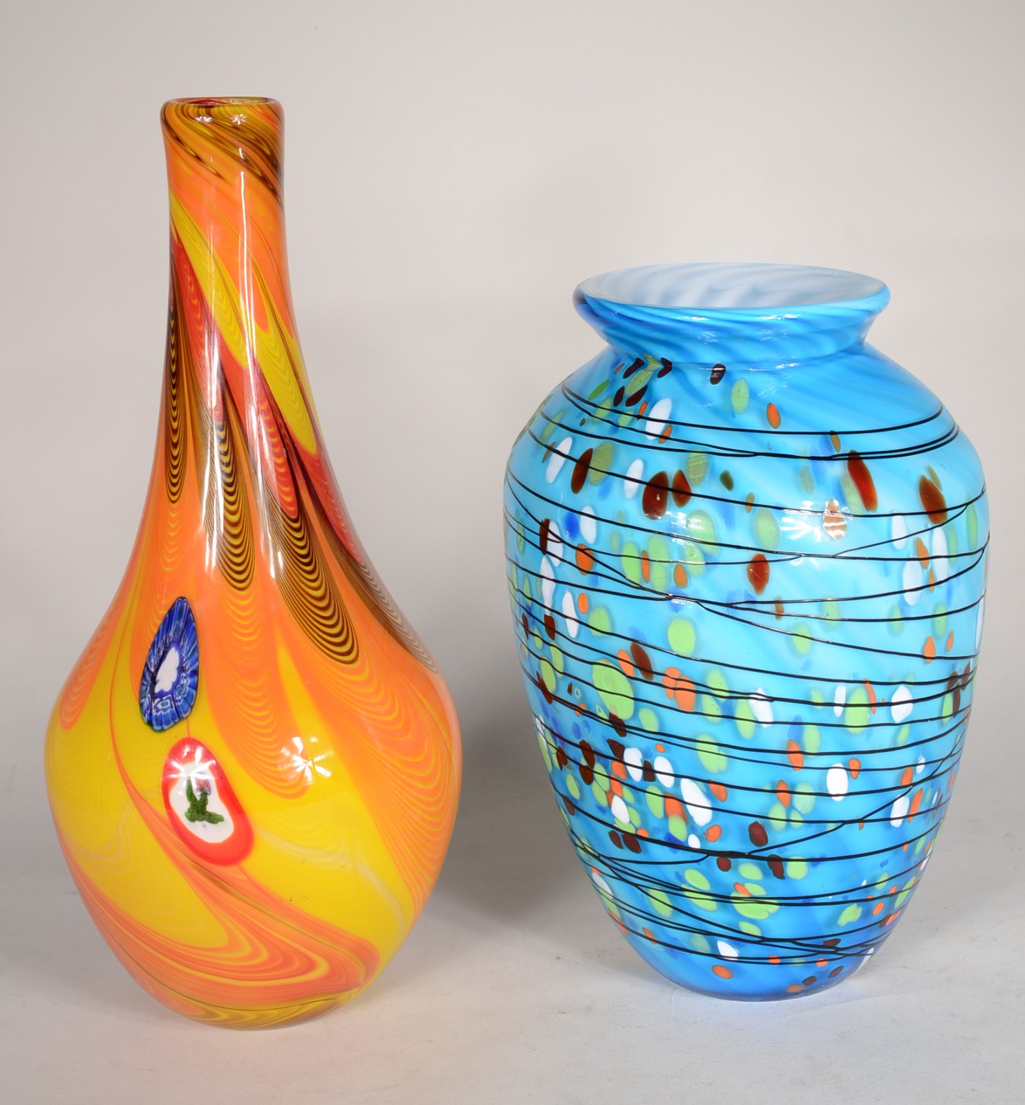 Dois vasos de vidro decorativo. - foto 1 de 8