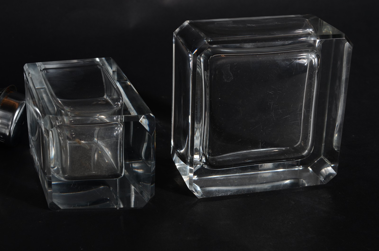 Quatro peças de cristal para escritório. - foto 3 de 6