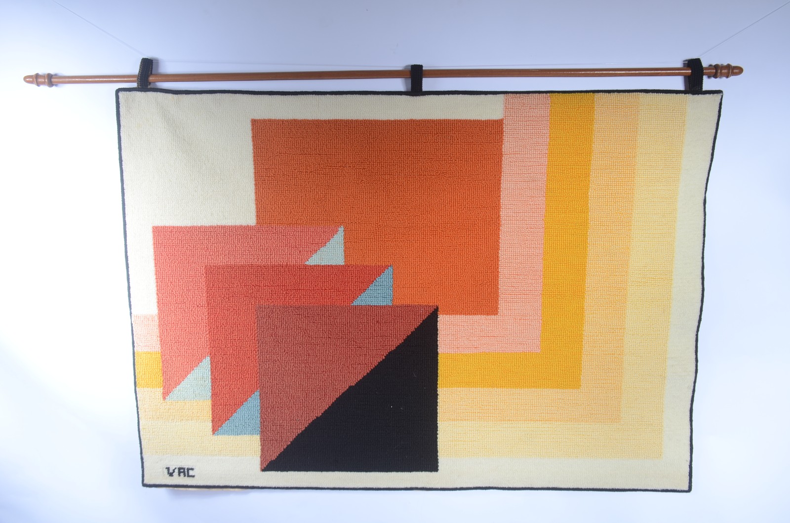 VAC (1955) - foto 1 de 5