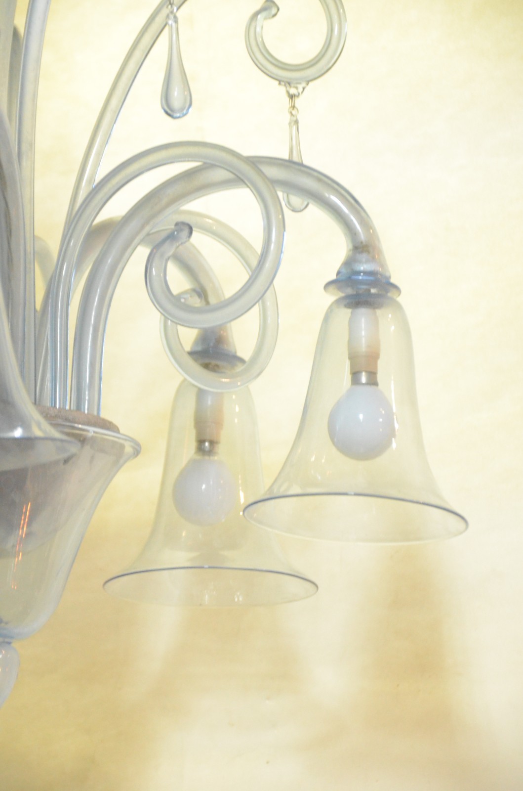 Lustre de vidro azul para 5 luzes. - foto 4 de 5