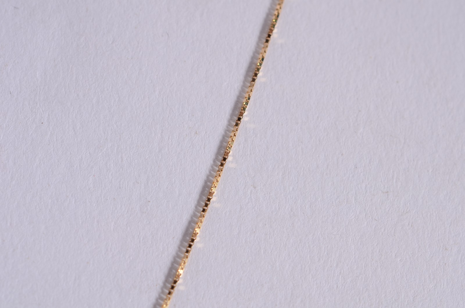 Colar de ouro 18 k., contraste 750 mls com pendente feitio coração... - foto 3 de 6