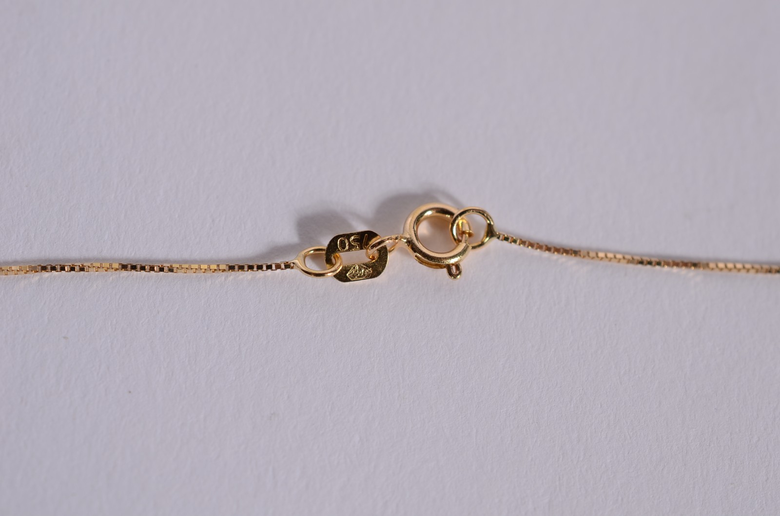 Colar de ouro 18 k., contraste 750 mls com pendente feitio coração... - foto 5 de 6