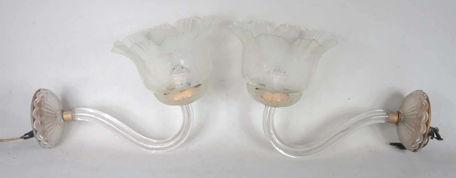 Par de apliques de cristal com mangas foscas. - foto 1 de 10