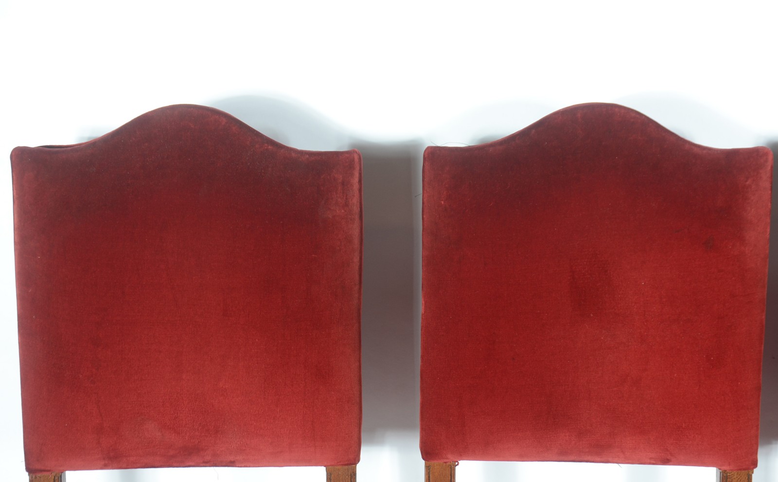 Conjunto com 10 cadeiras de madeira nobre para sala de jantar... - foto 3 de 7