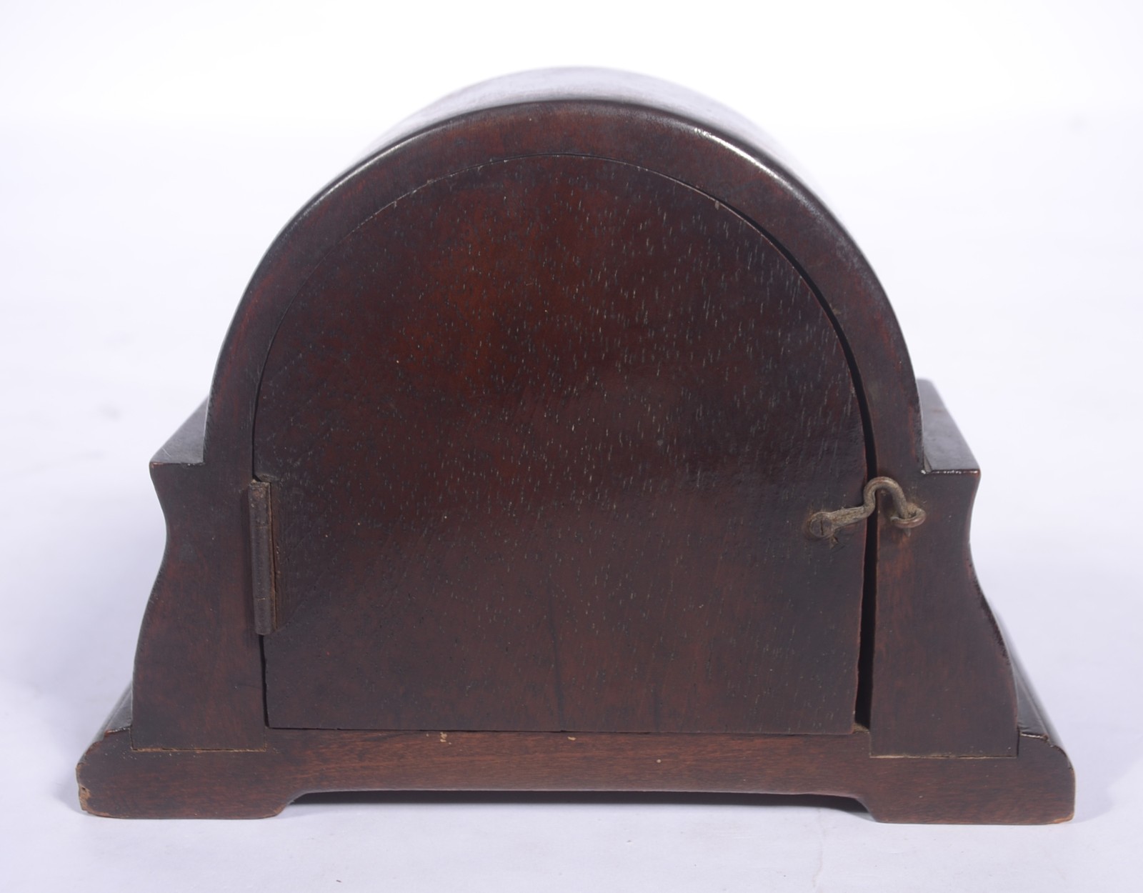 Pequeno relógio de mesa com caixa de madeira. Máquina precisando de... - foto 8 de 10