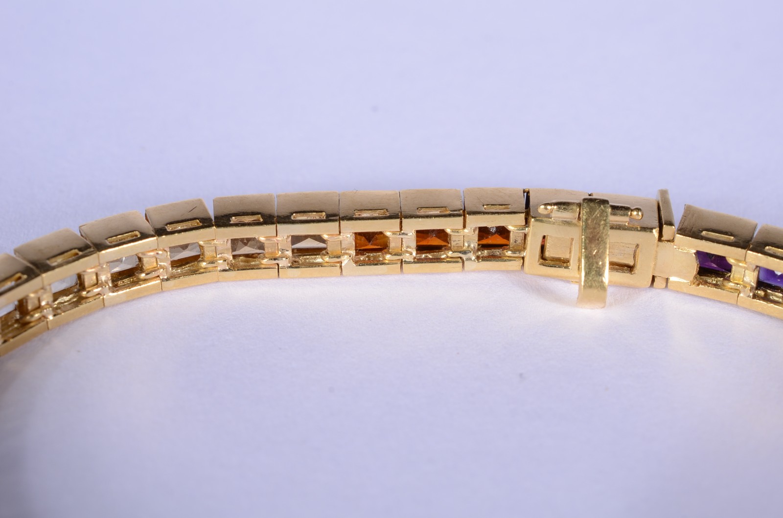 Pulseira de ouro 18 k., contraste 750 mls feitio Riviera com pedras... - foto 5 de 9