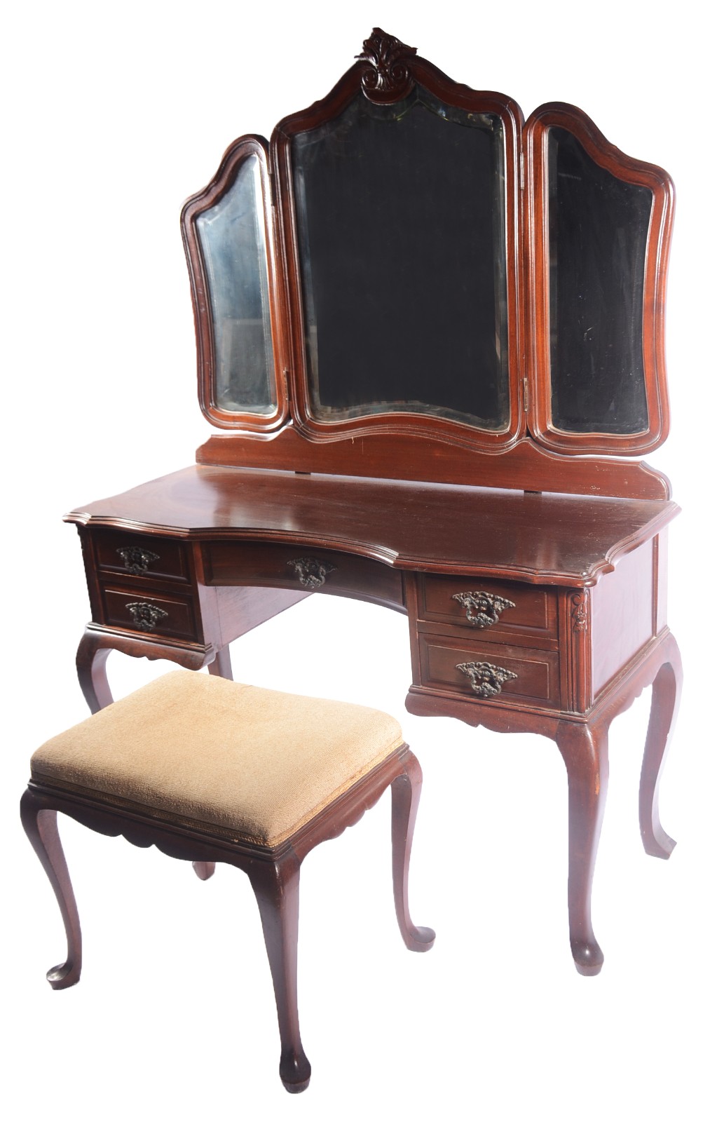 Penteadeira de madeira nobre, estilo Chippendale, encimada por... - foto 1 de 11