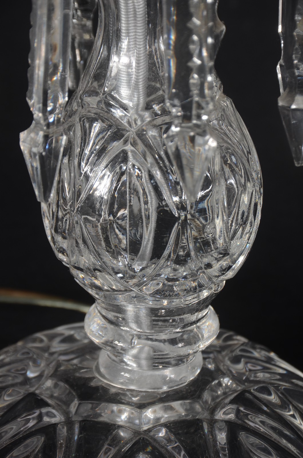 Par de luminárias na forma de castiçais de cristal com mangas... - foto 2 de 9