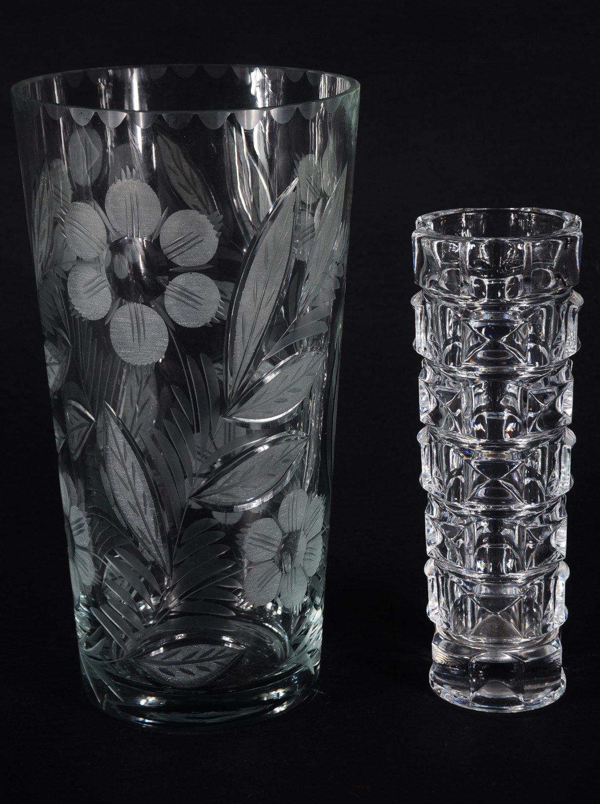 Dois vasos de cristal diversos modelos. - foto 1 de 10