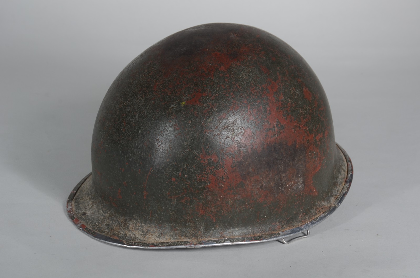 Antigo capacete espanhol de metal. - foto 1 de 4