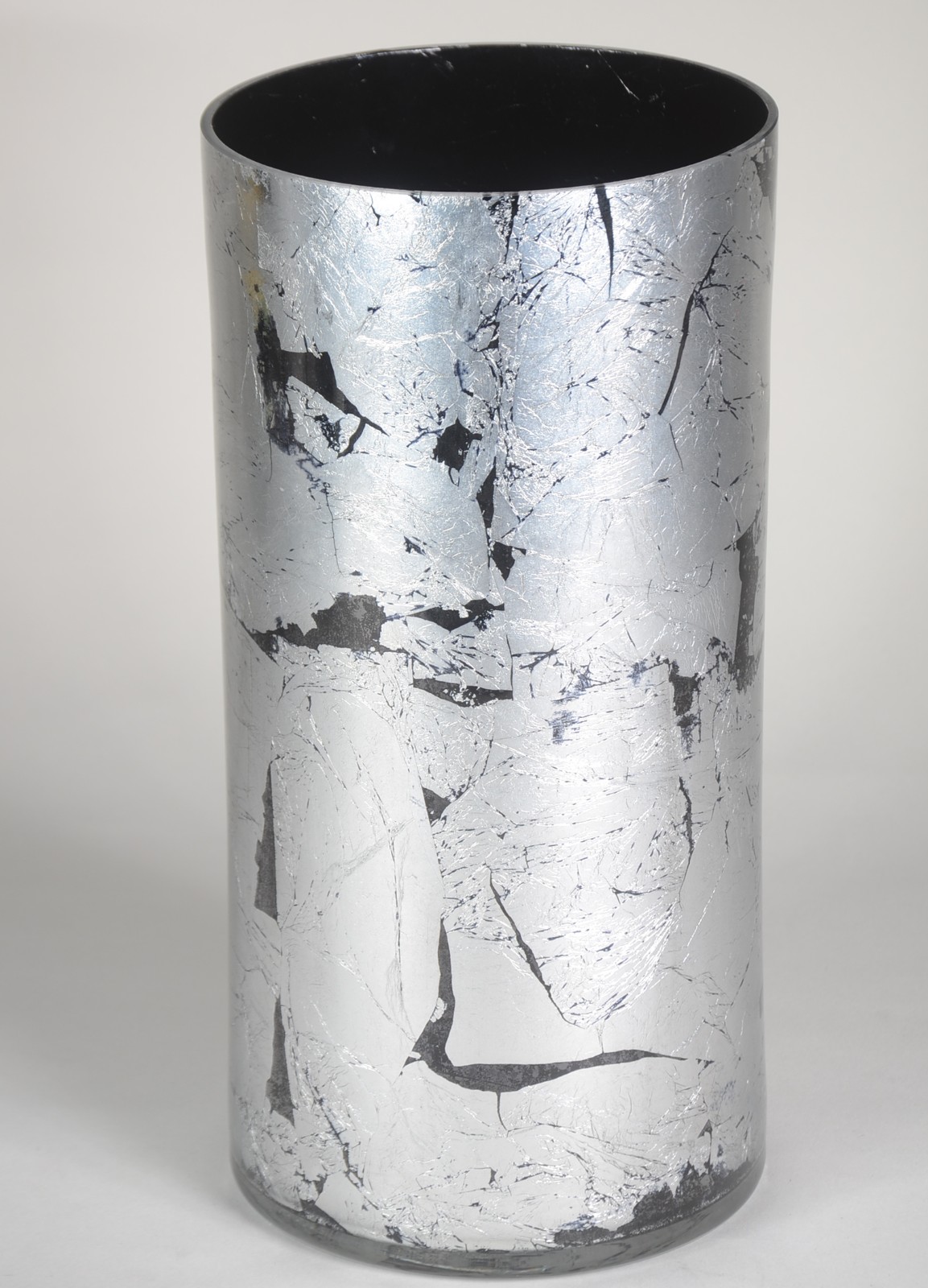 Vaso de vidro decorativo pintado de prateado. - foto 1 de 6