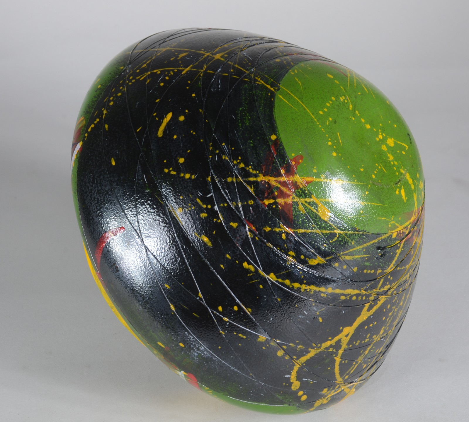 Vaso de vidro decorativo pintado em mesclas coloridas. - foto 5 de 5