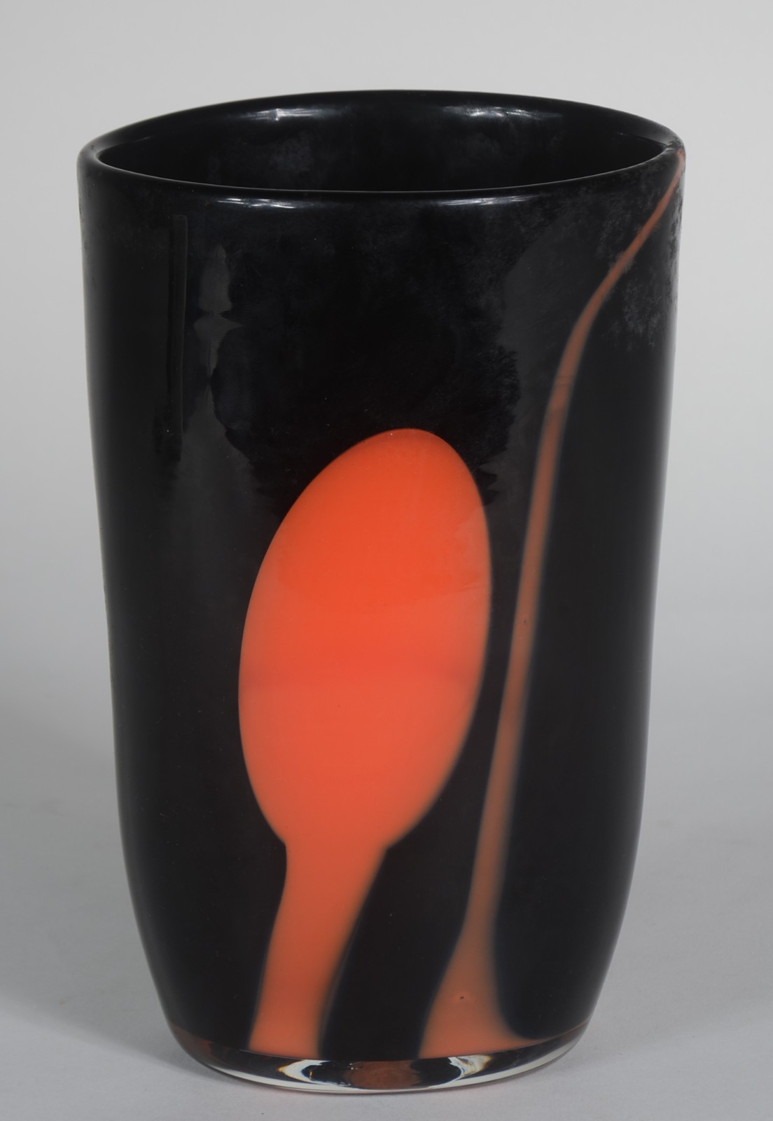 Vaso de vidro decorativo "GlasMagasinet", assinado. - foto 1 de 6
