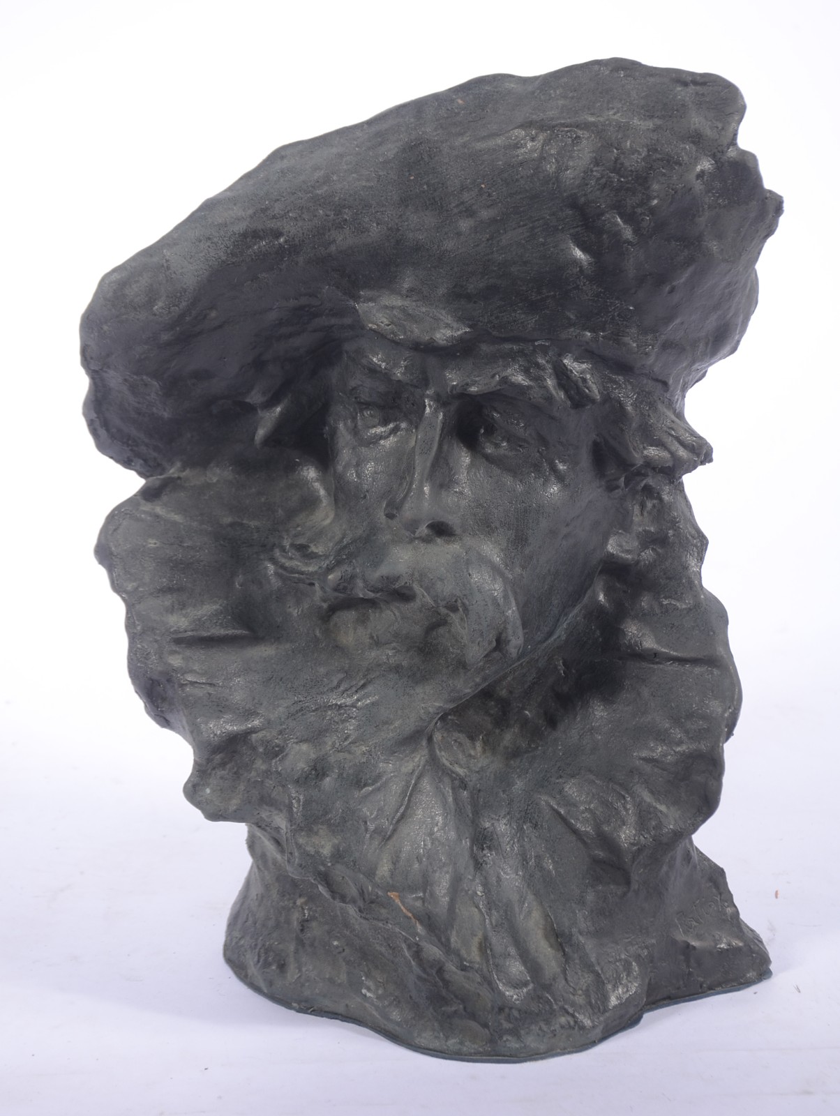 Escultura de bronze representando busto masculino. - foto 1 de 5