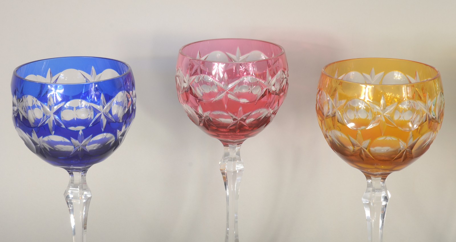 Seis cálices para vinho de cristal europeu doublé lapidado em... - foto 2 de 6