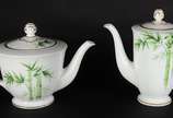 Noritake (1904),  - Aparelho de jantar, chá e café de porcelana Noritake, composto de: 24 pratos rasos, 24 pratos fundos, 12 pratos de sobremesa, 12 para pão, 12 bowls, 1