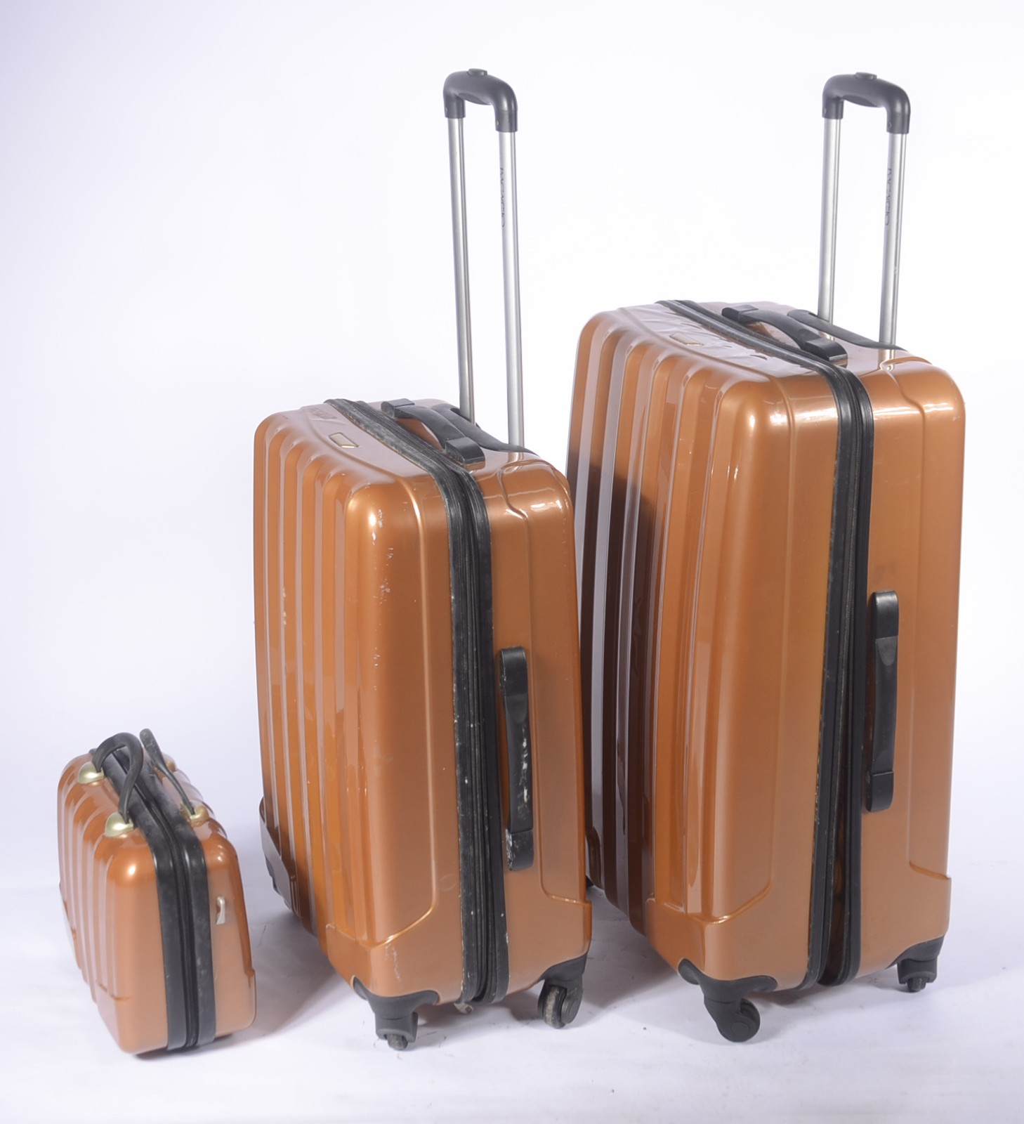 Conjunto de duas malas e uma frasqueira para viagem, da Bagaggio. - foto 1 de 9