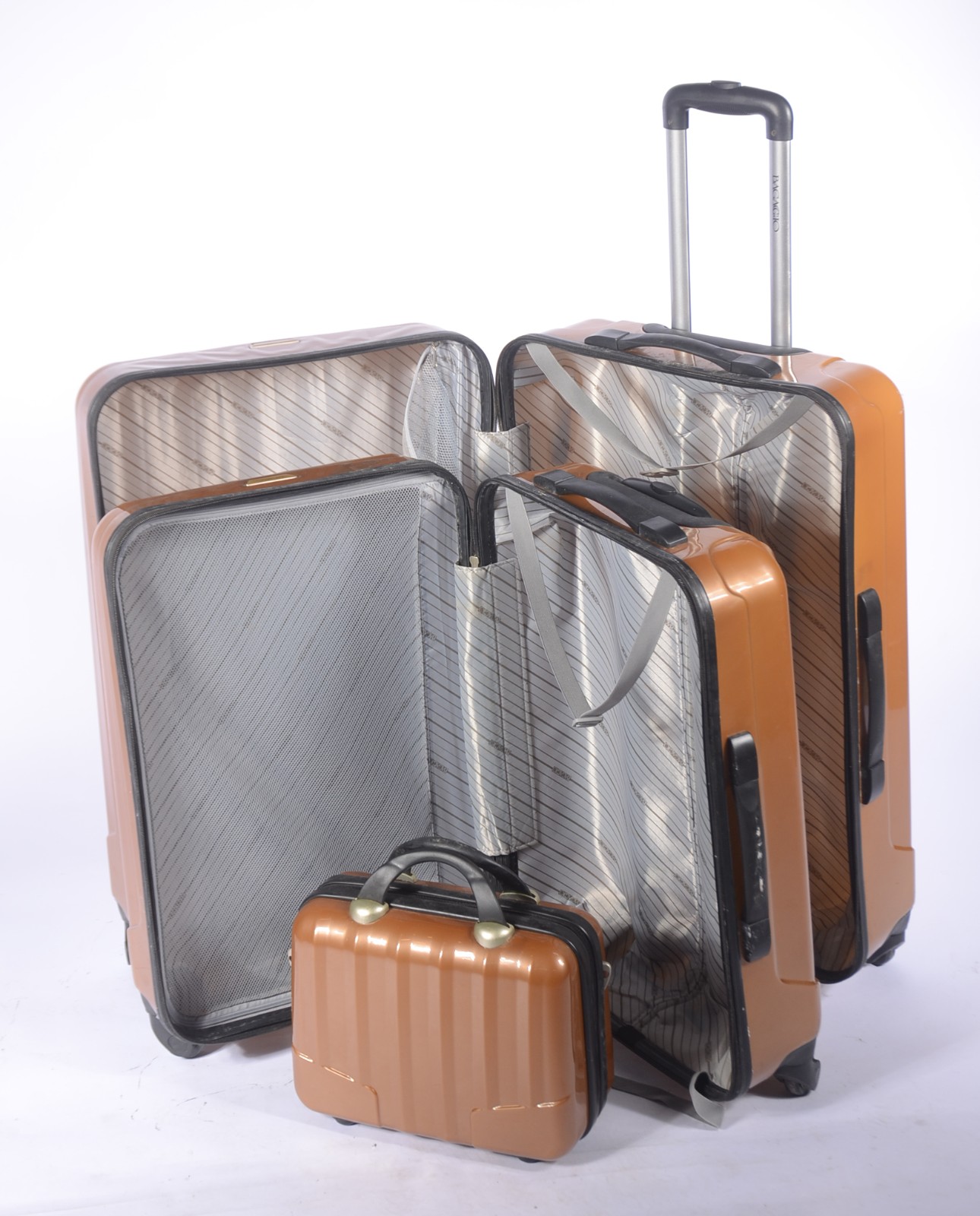 Conjunto de duas malas e uma frasqueira para viagem, da Bagaggio. - foto 2 de 9