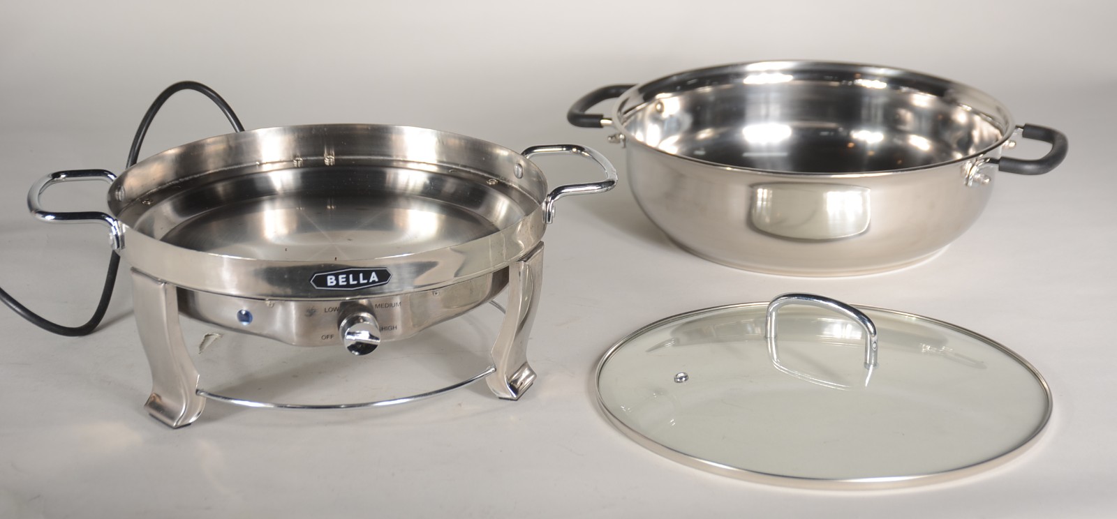 Caçarola com rechaud elétrico de inox 4,7 litros, marca Bella. - foto 4 de 6