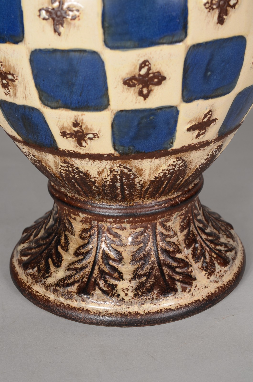 Vaso de cerâmica marroquina decoração geométrica e guirlandas em... - foto 3 de 6