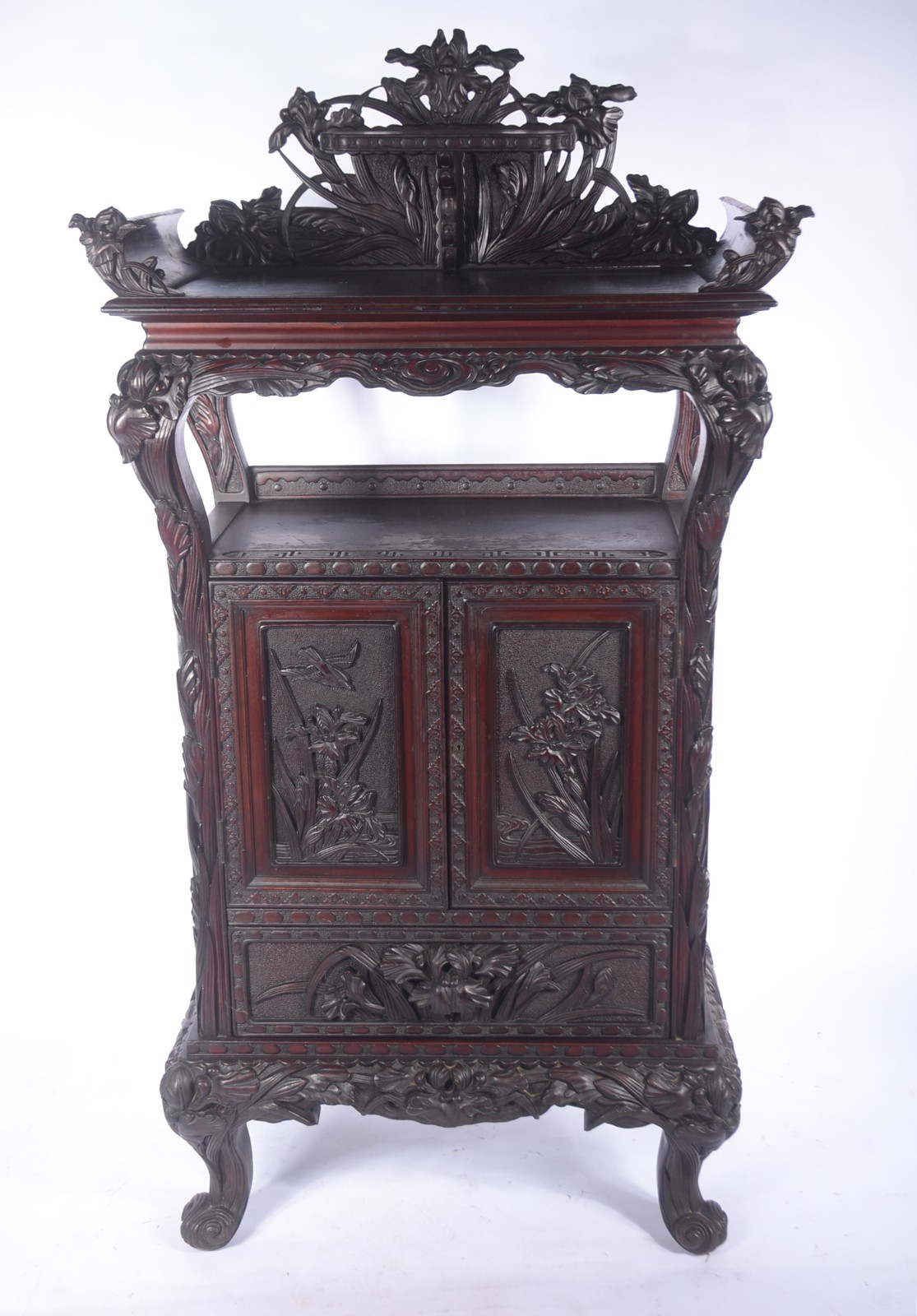 Porta bibelot chines de madeira nobre, corpo com duas portas e... - foto 2 de 10