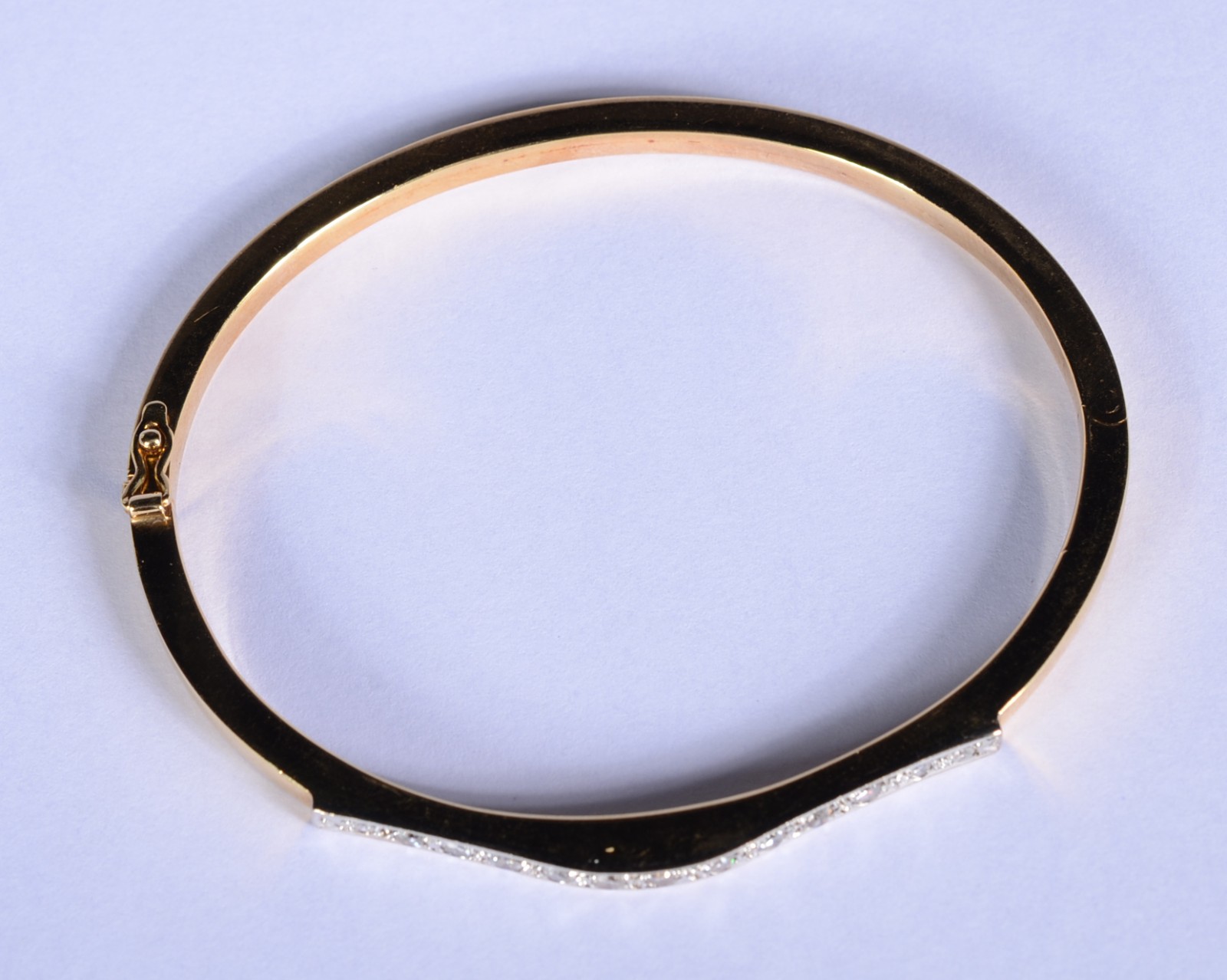 Pulseira de ouro 18 k., 13 brilhantes. (Por motivos de segurança a... - foto 3 de 8