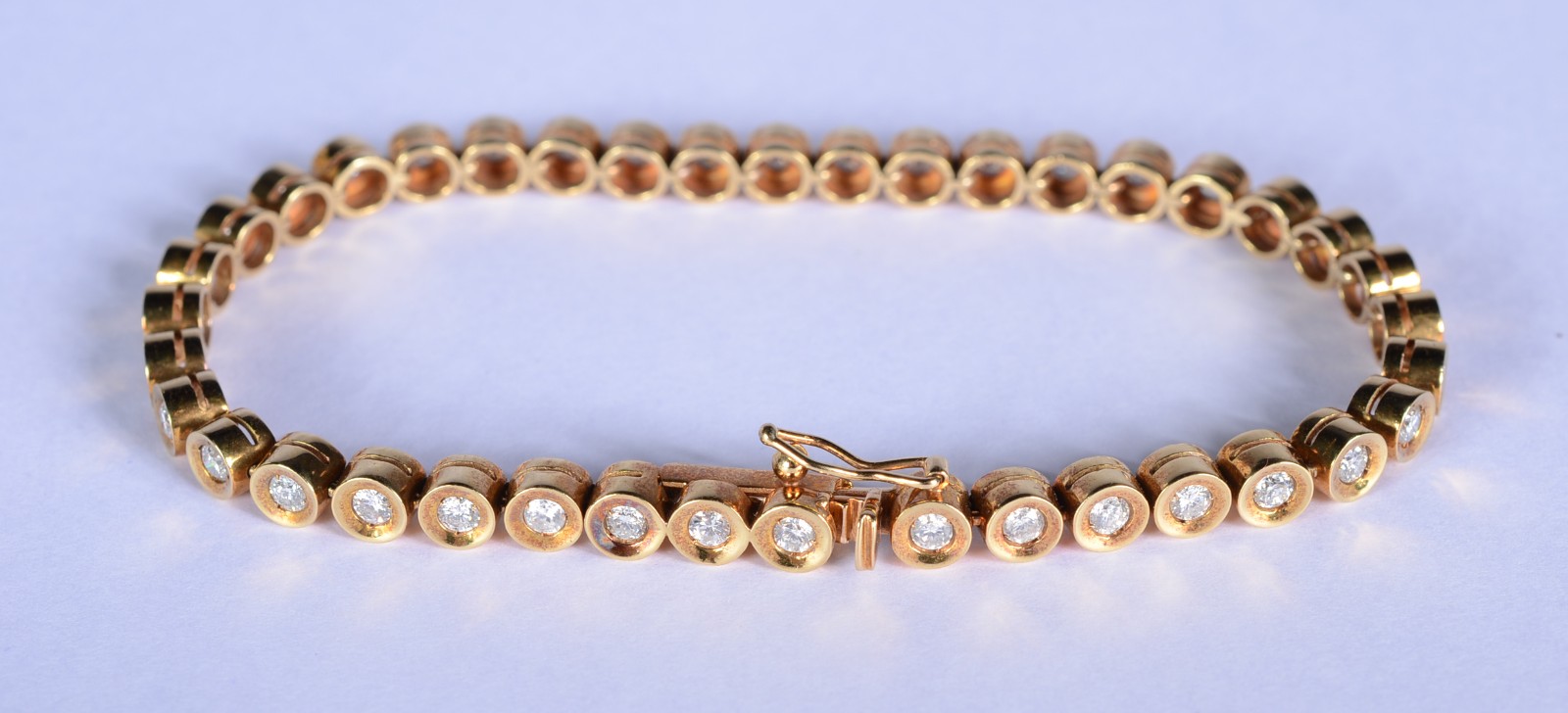 Pulseira de ouro 18 k., feitio Riviera com aproximadamente 39... - foto 1 de 7
