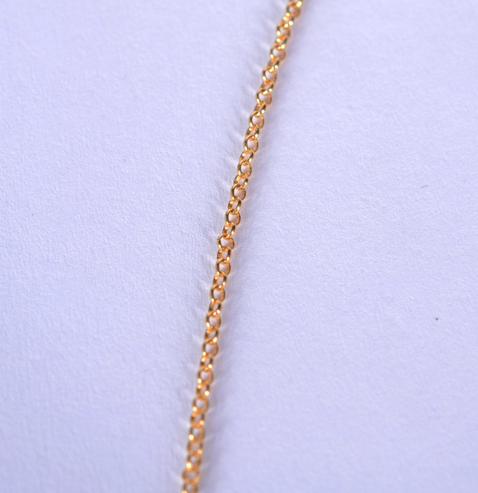 Colar com medalha de ouro 18 k., contraste 750 mls feitio elinhos e... - foto 8 de 10