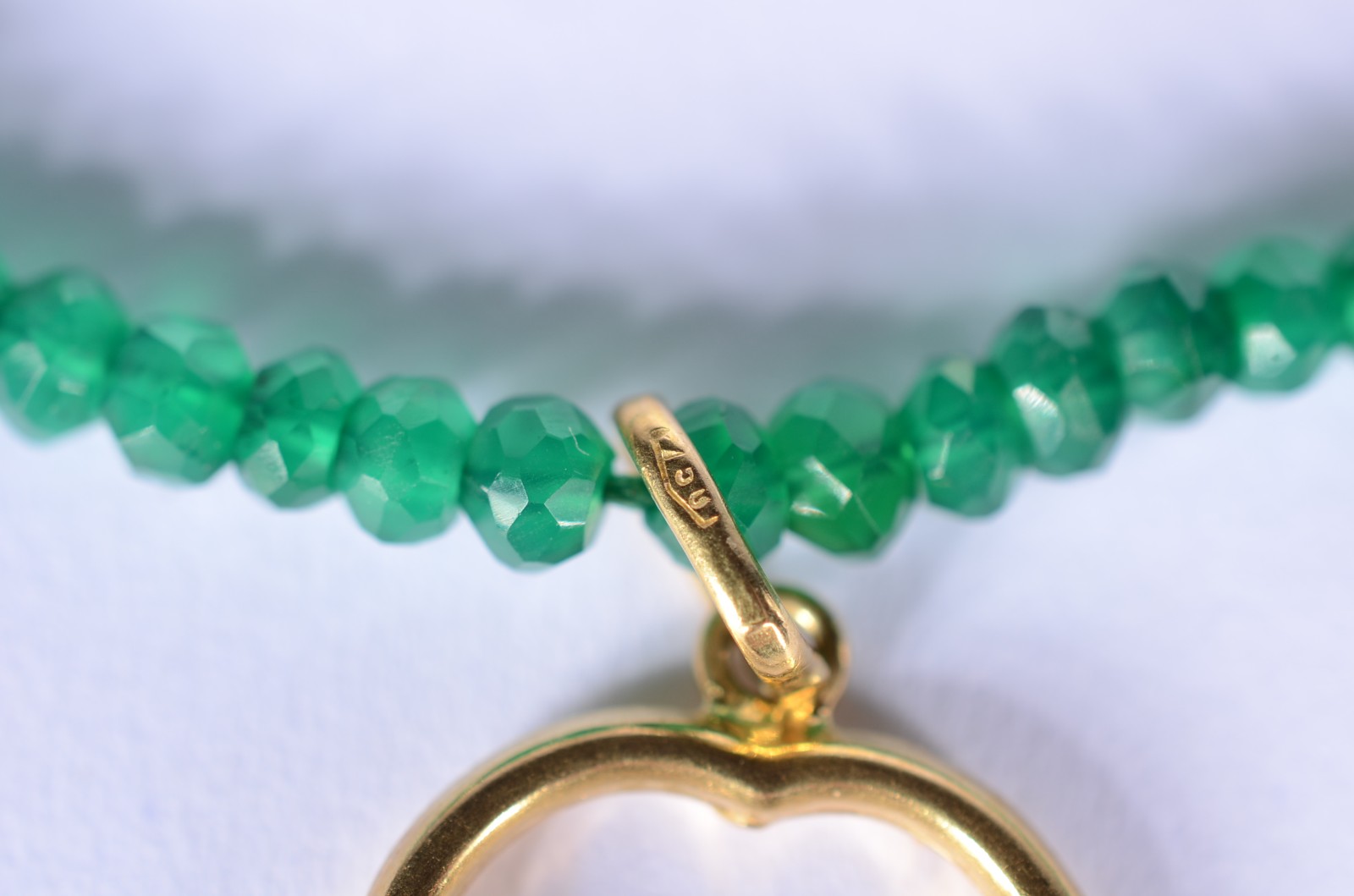 Colar ônix verde com pingente e fecho em ouro 18 k., pendente feitio... - foto 8 de 9