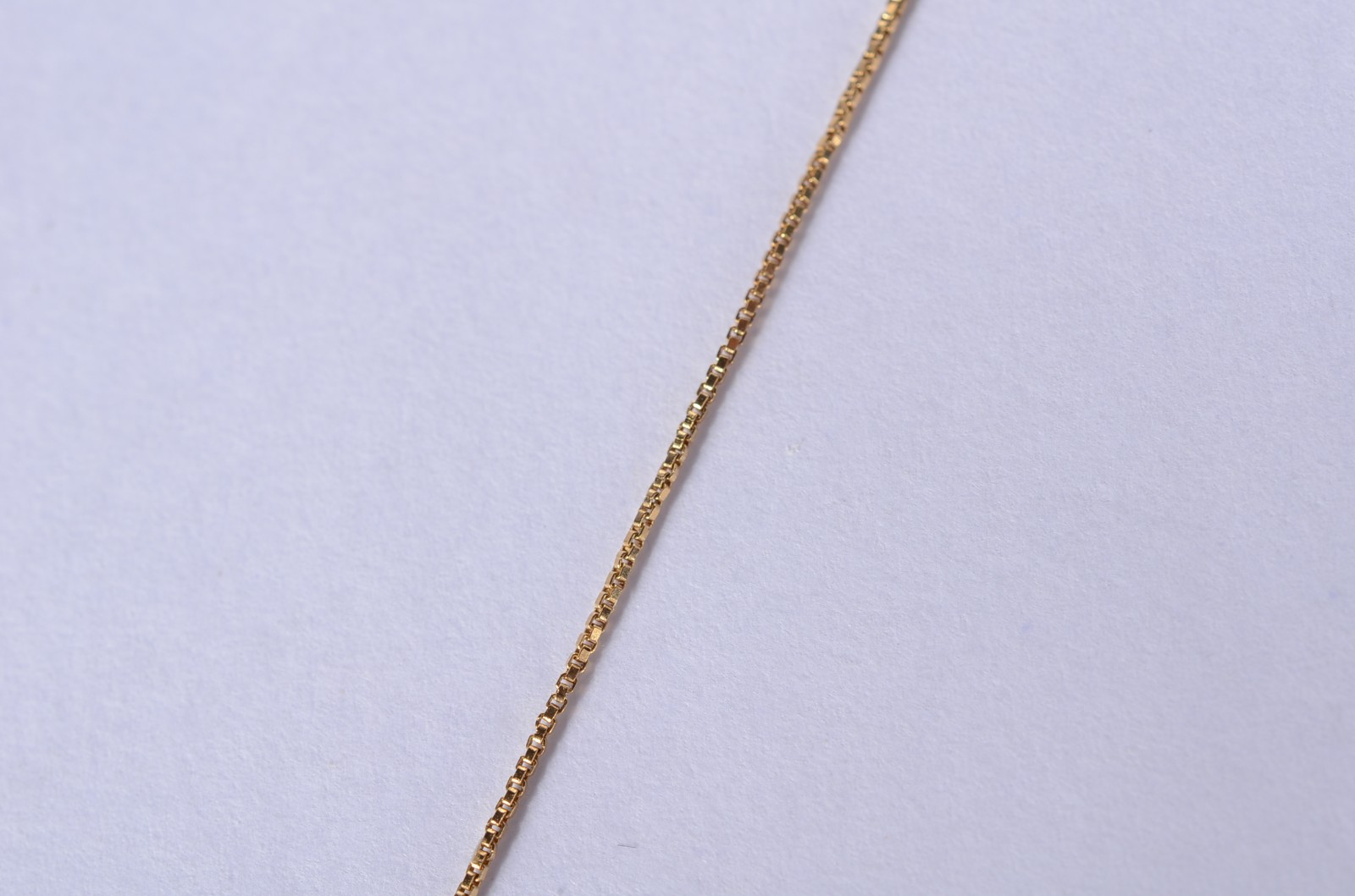 Colar de ouro 18 k., contraste 750 mls com pendente na forma de... - foto 4 de 7