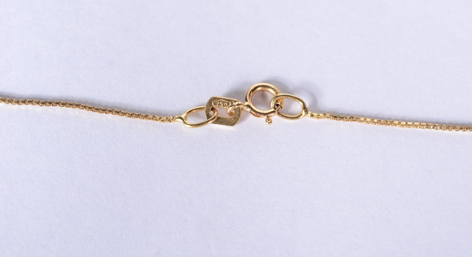 Colar de ouro 18 k., contraste 750 mls com pendente na forma de... - foto 6 de 7
