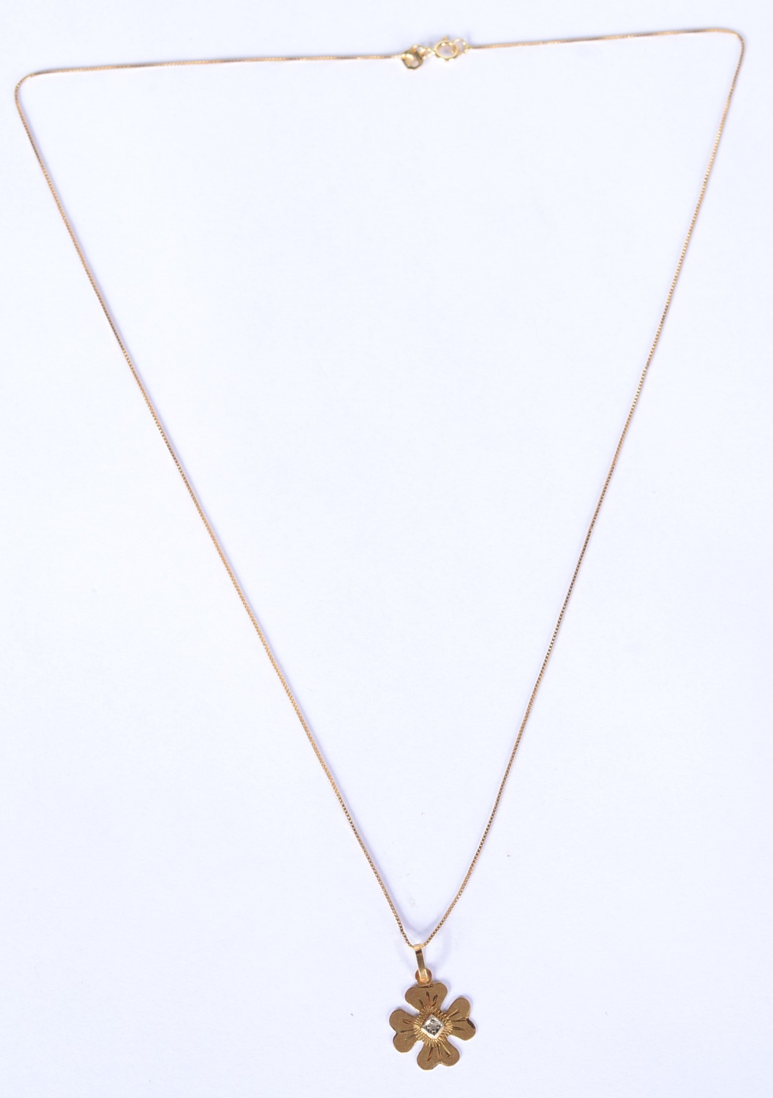 Colar de ouro 18 k., contraste 750 mls com pendente na forma de... - foto 2 de 7