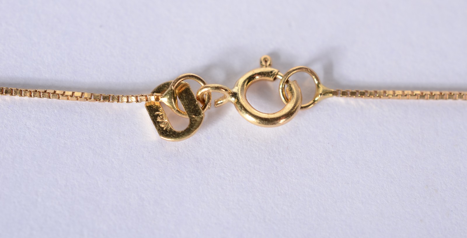 Colar de ouro 18 k., contraste 750 mls com pendente na forma de... - foto 5 de 7
