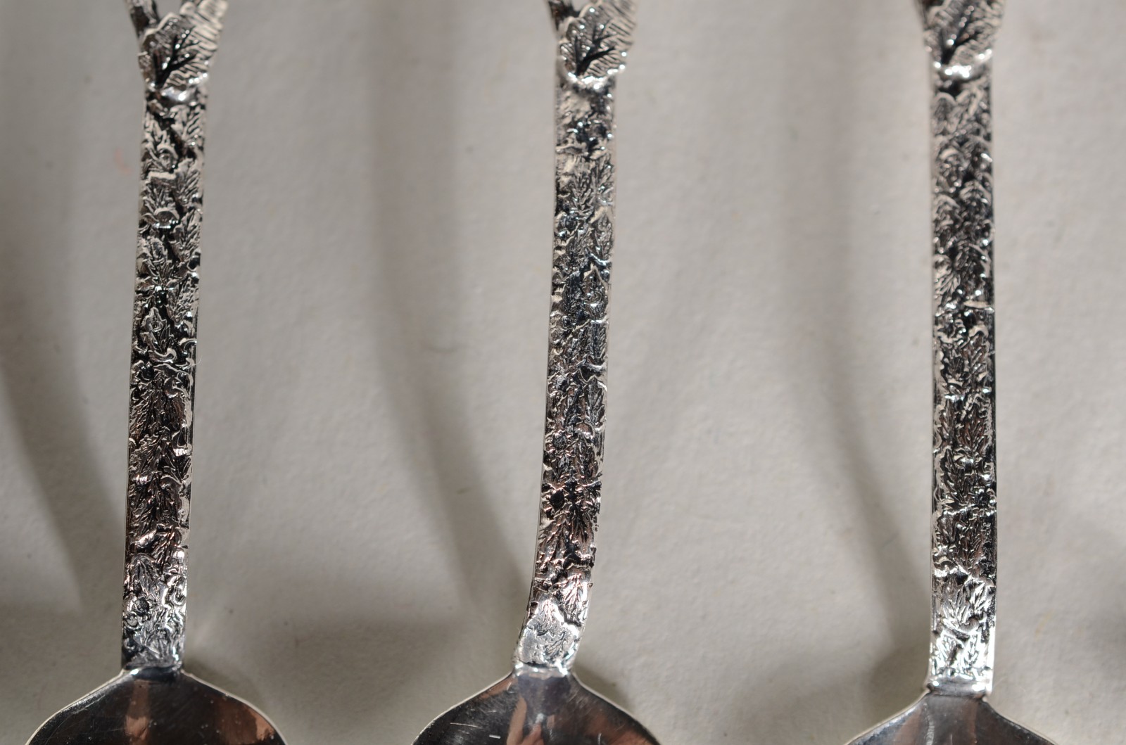 Conjunto com 13 colheres para café, de prata 925 mls. Peso da prata... - foto 7 de 8