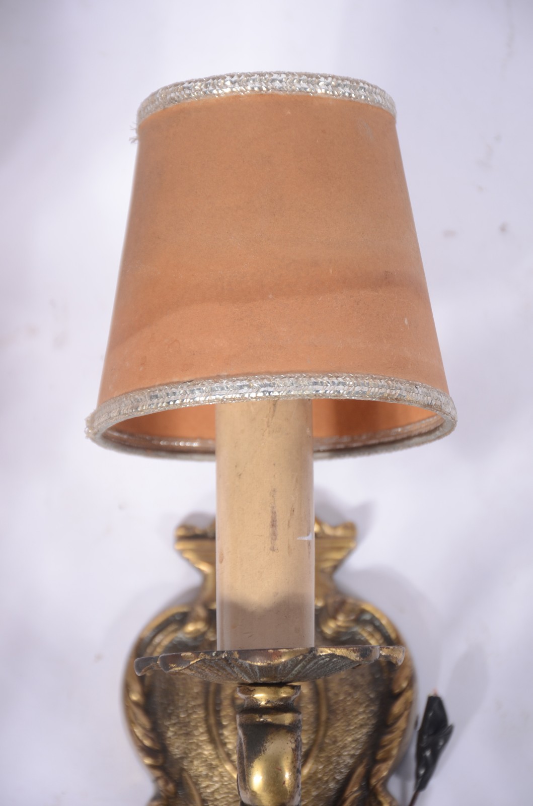 Par de arandelas de metal dourado para 1 luzes cada. - foto 3 de 7
