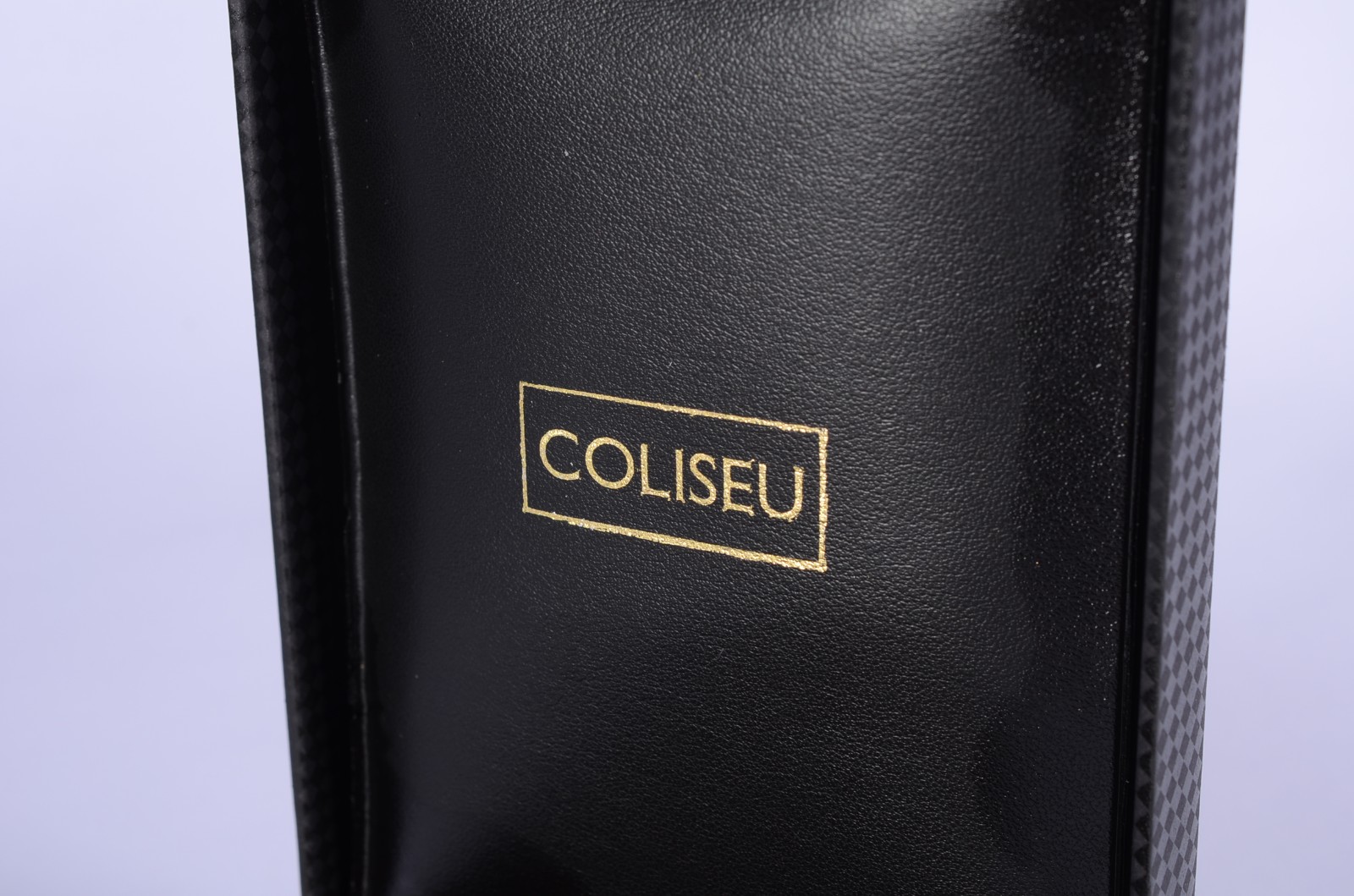 Colar de ouro 18 k., contraste 750 mls com 9 topázios branco. - foto 11 de 11