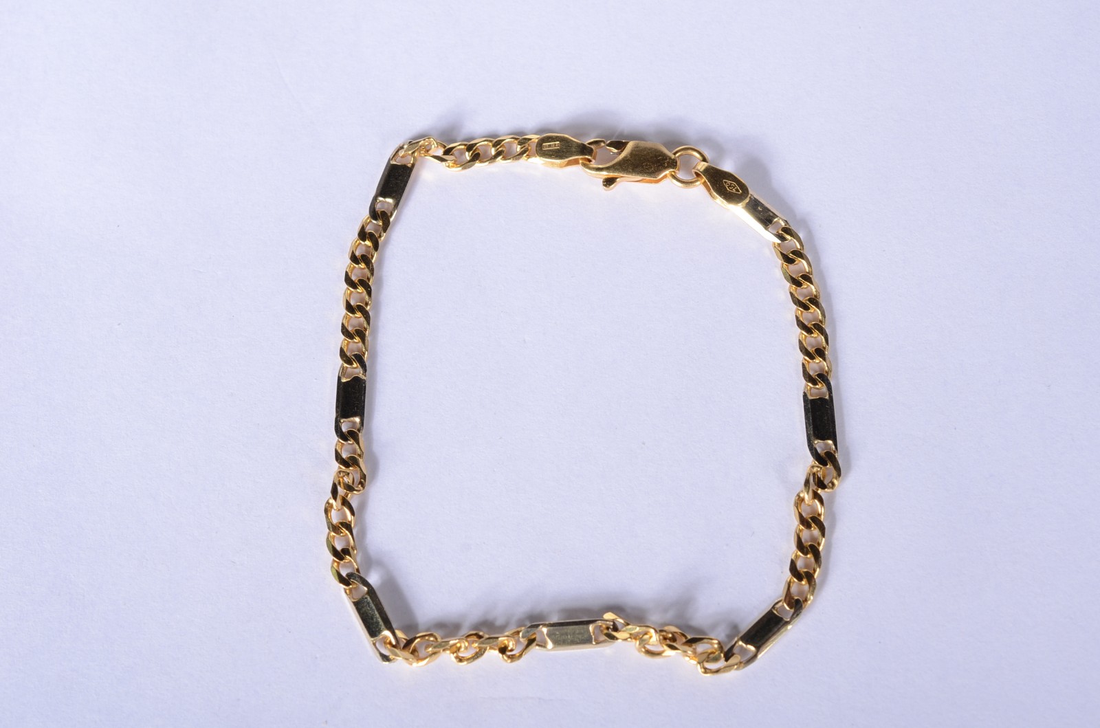 Pulseira de ouro 18 k., contraste 750 mls. (Por motivos de segurança... - foto 1 de 5