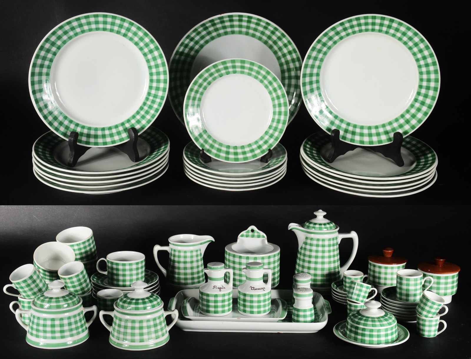 Aparelho para chá e café de porcelana branca com "xadrez verde"... - foto 1 de 11