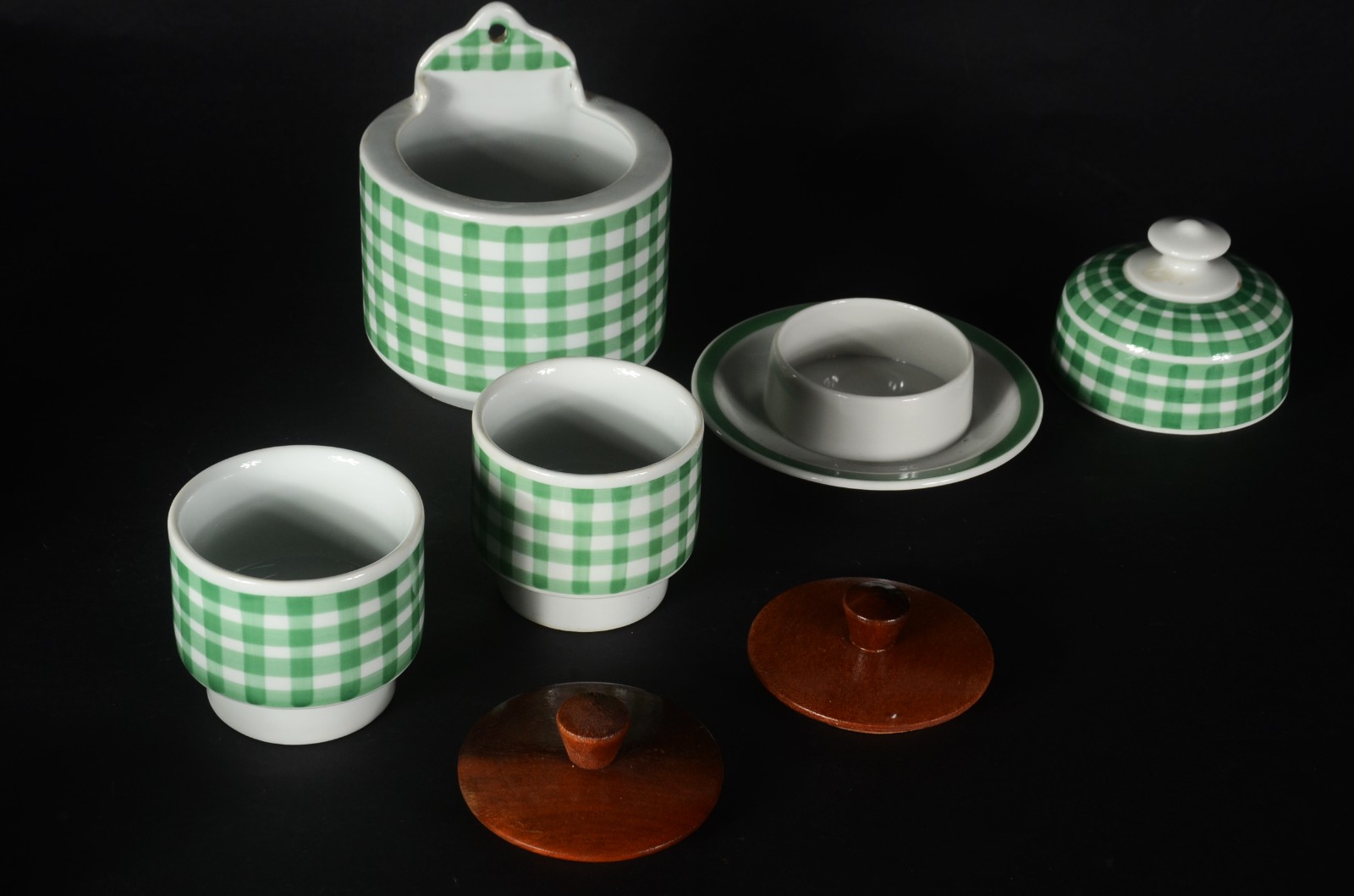 Aparelho para chá e café de porcelana branca com "xadrez verde"... - foto 10 de 11