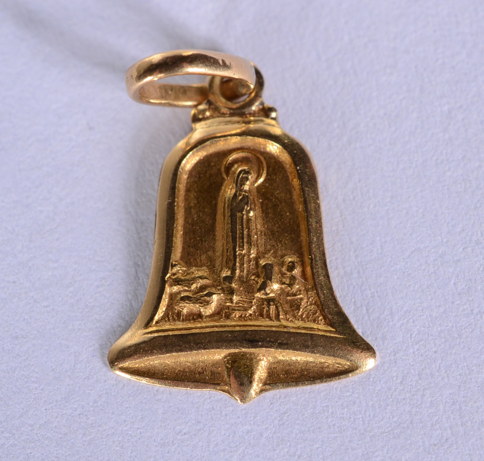 Pendente na forma de Sino com Nossa Senhora Aparecida de ouro 18 k... - foto 1 de 4