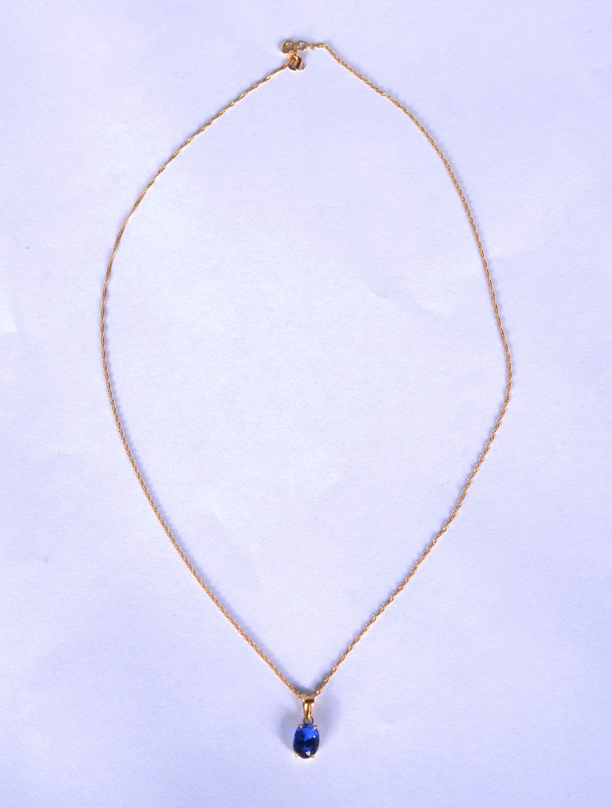Colar com pendente de ouro 18 k., contraste 750 mls. (Por motivos de... - foto 2 de 7