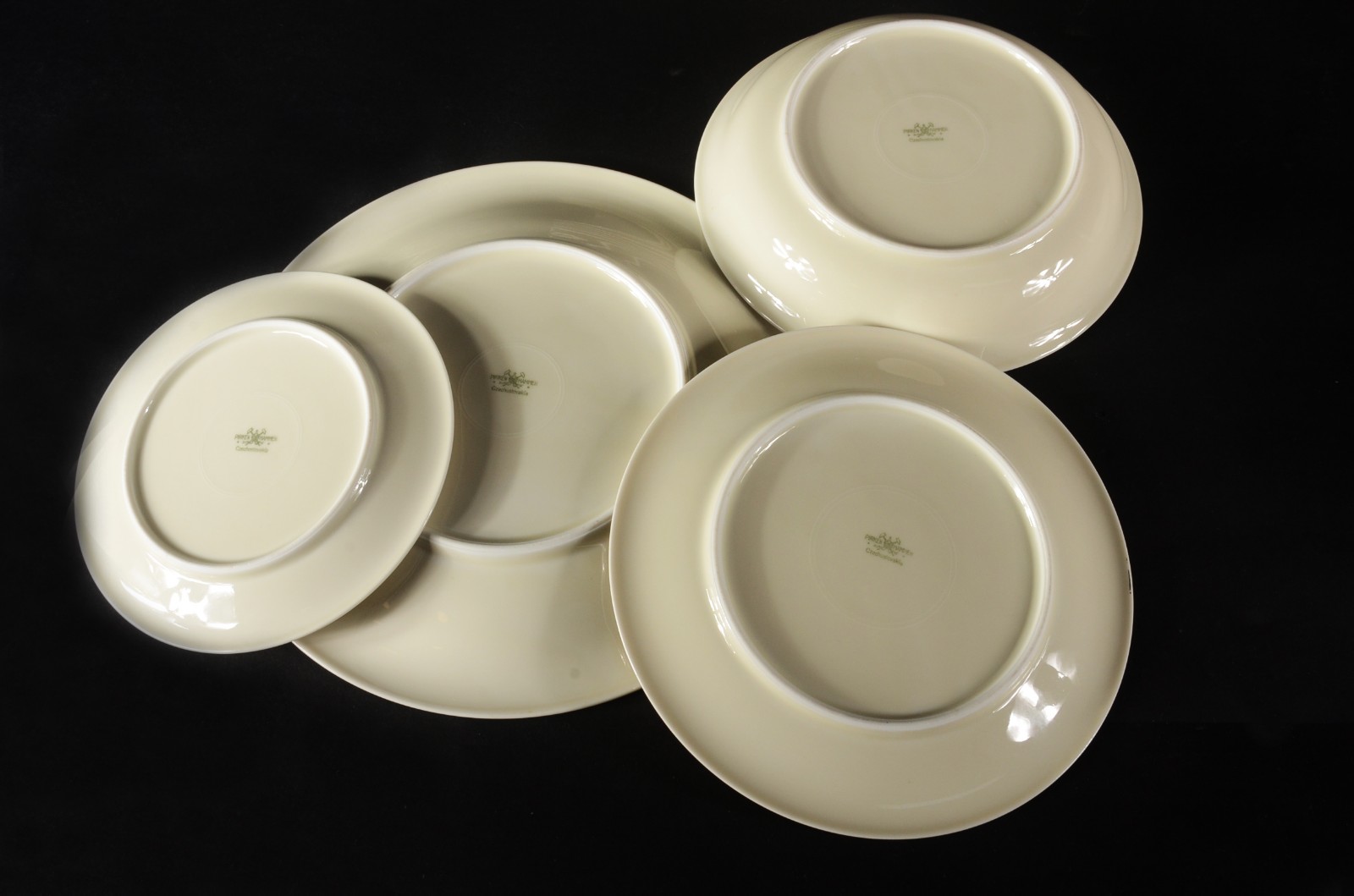 Serviço de porcelana tcheca Pirken Hammer, composto de: 12 pratos... - foto 3 de 4
