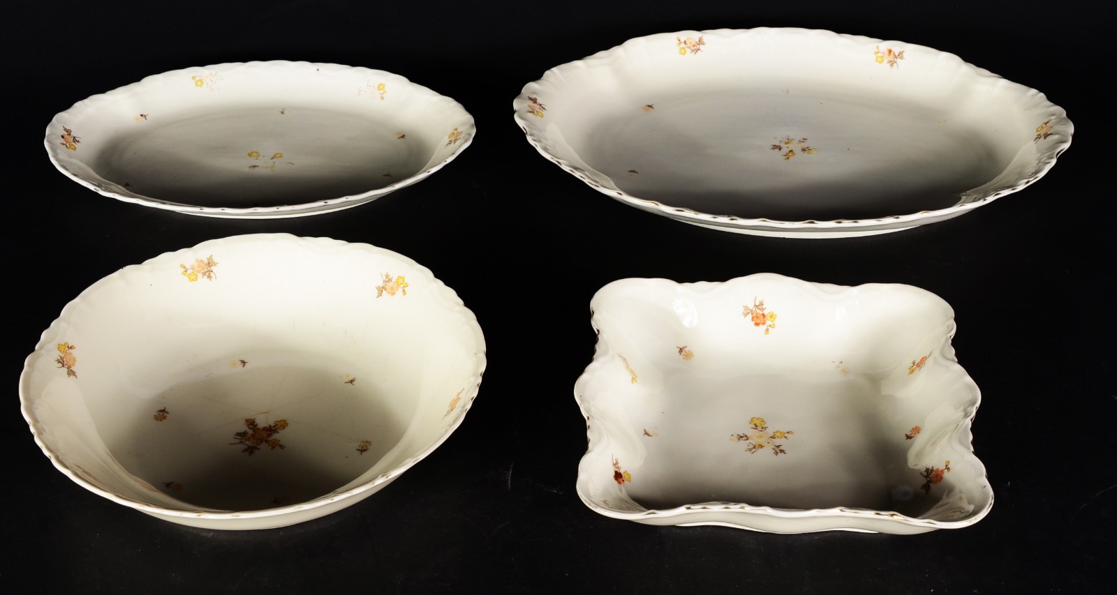 Serviço de jantar de porcelana tcheca Thun, composto de: 12 pratos... - foto 4 de 10