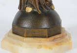 Dominique Alonzo (1910-1930), Sagrado Coração d... - Imagem de bronze com rosto e mãos em marfim, base de mármore,  Assinado. Fundição ETLING, Paris.