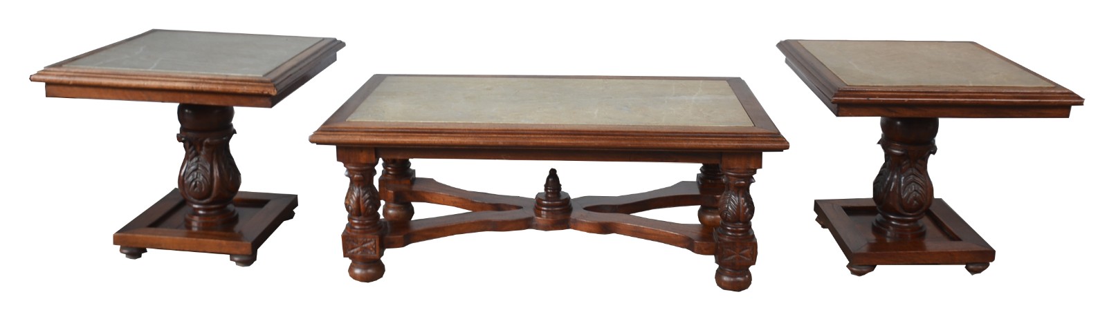 Conjunto de mesa de centro e par de mesinhas laterais de madeira... - foto 1 de 10